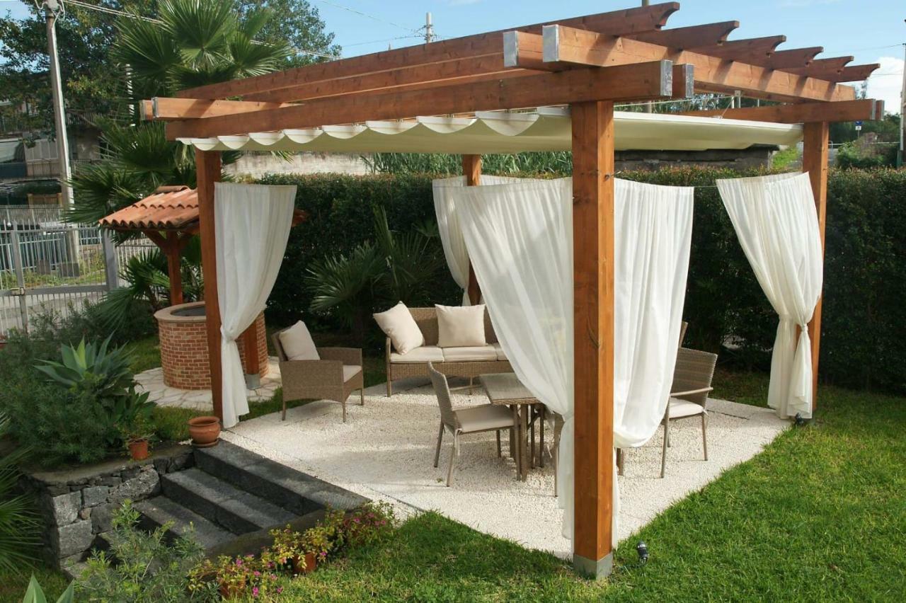 Villa Grazia Фондакело Екстериор снимка